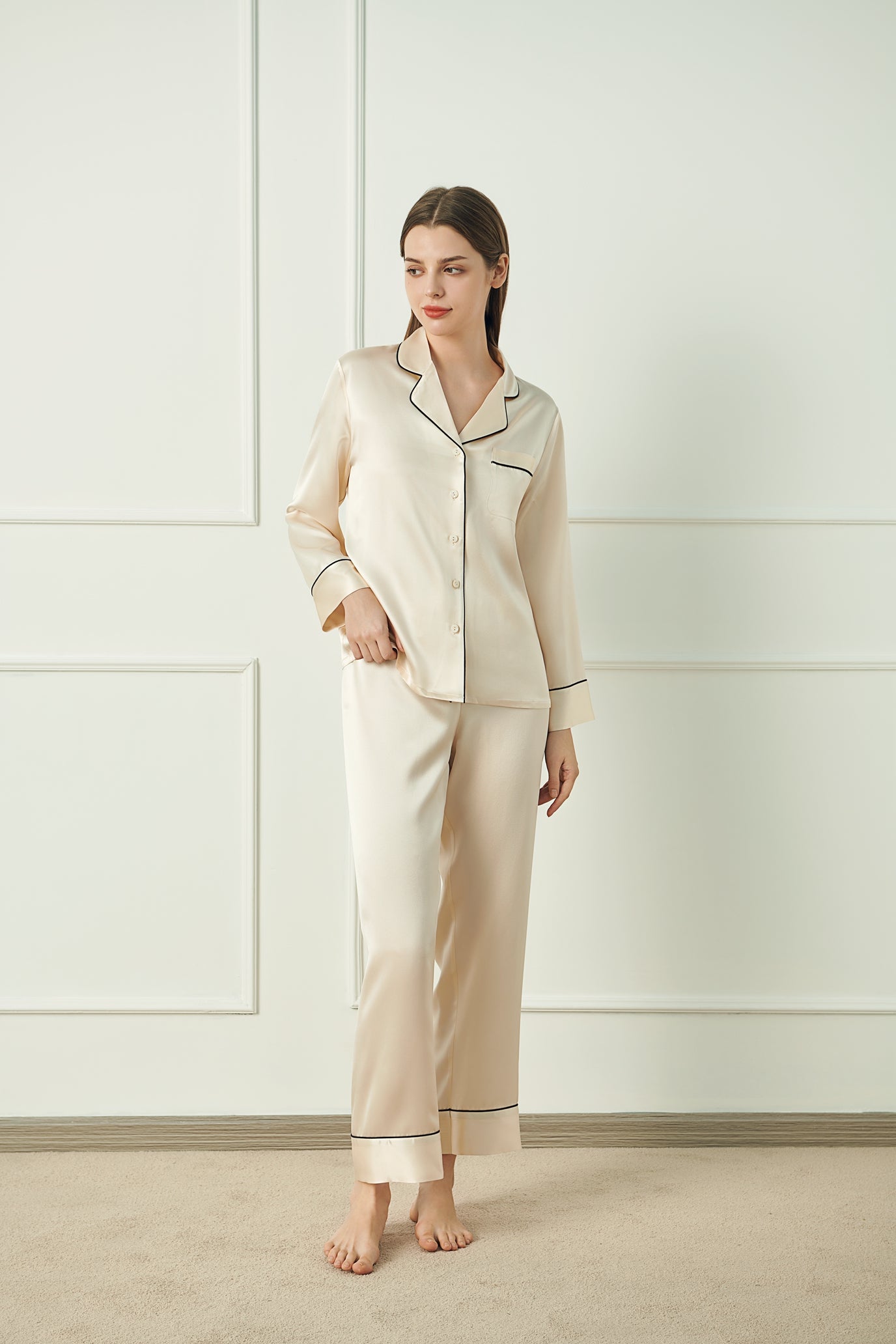 22 Momme Classic Trimmed women Silk Pajamas Set