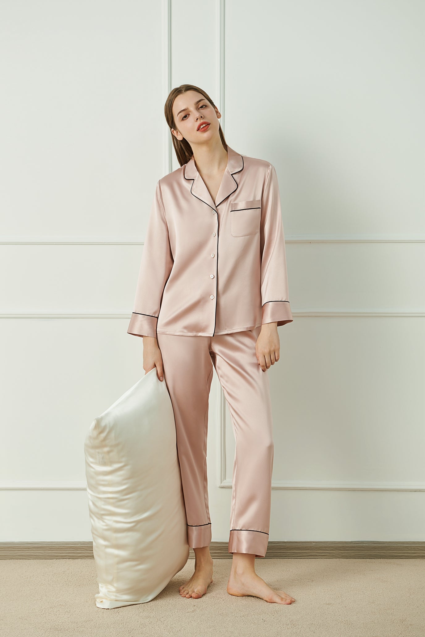 22 Momme Classic Trimmed women Silk Pajamas Set