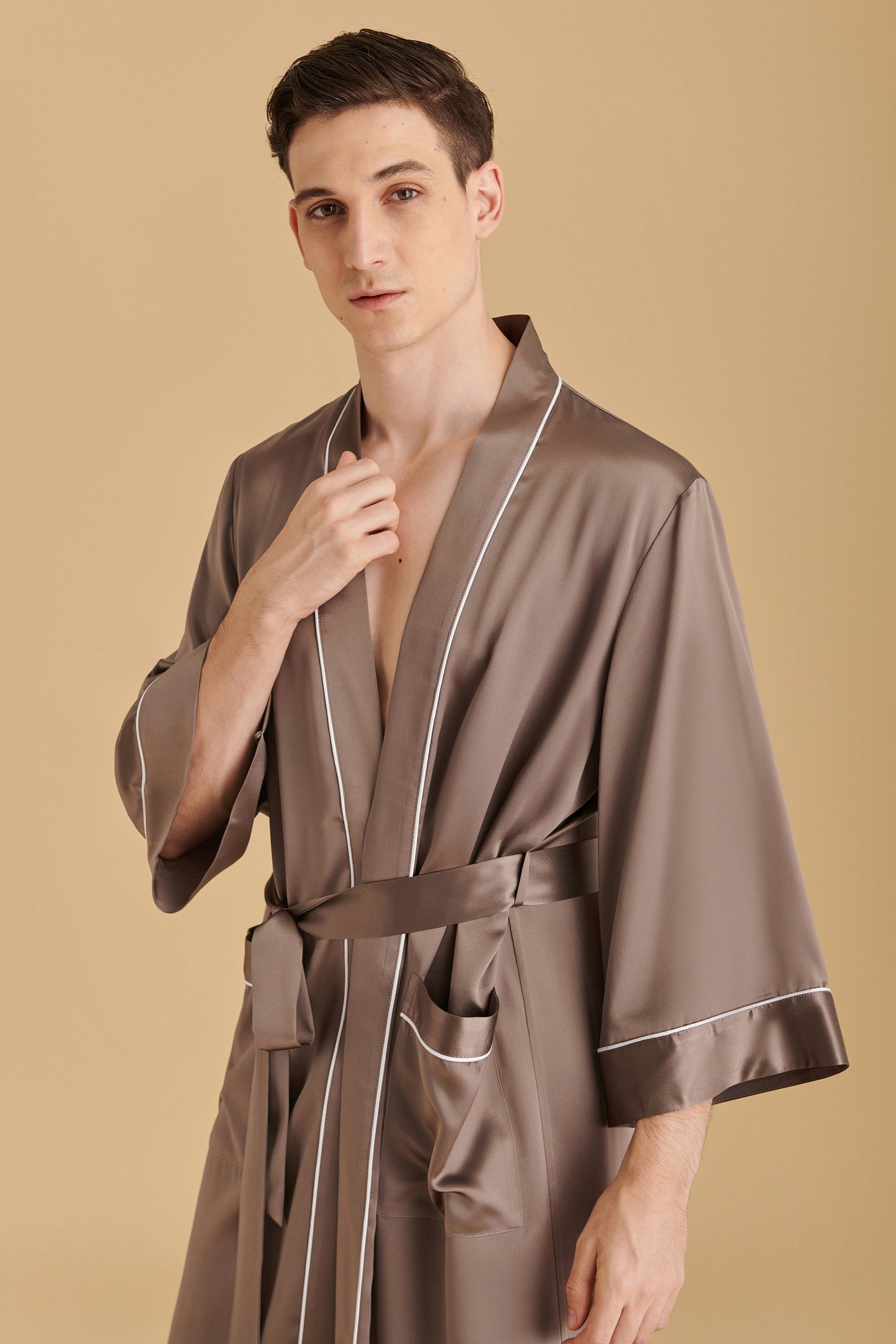 22 Momme Kimono Silk Robe with Piping